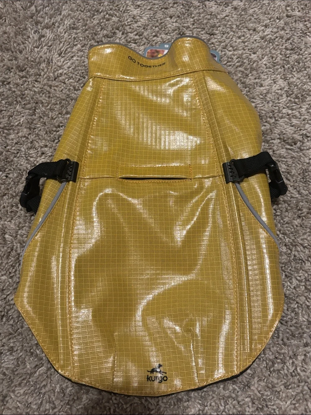 NWT Kurgo Halifax Rain Shell Dog Jacket Small
